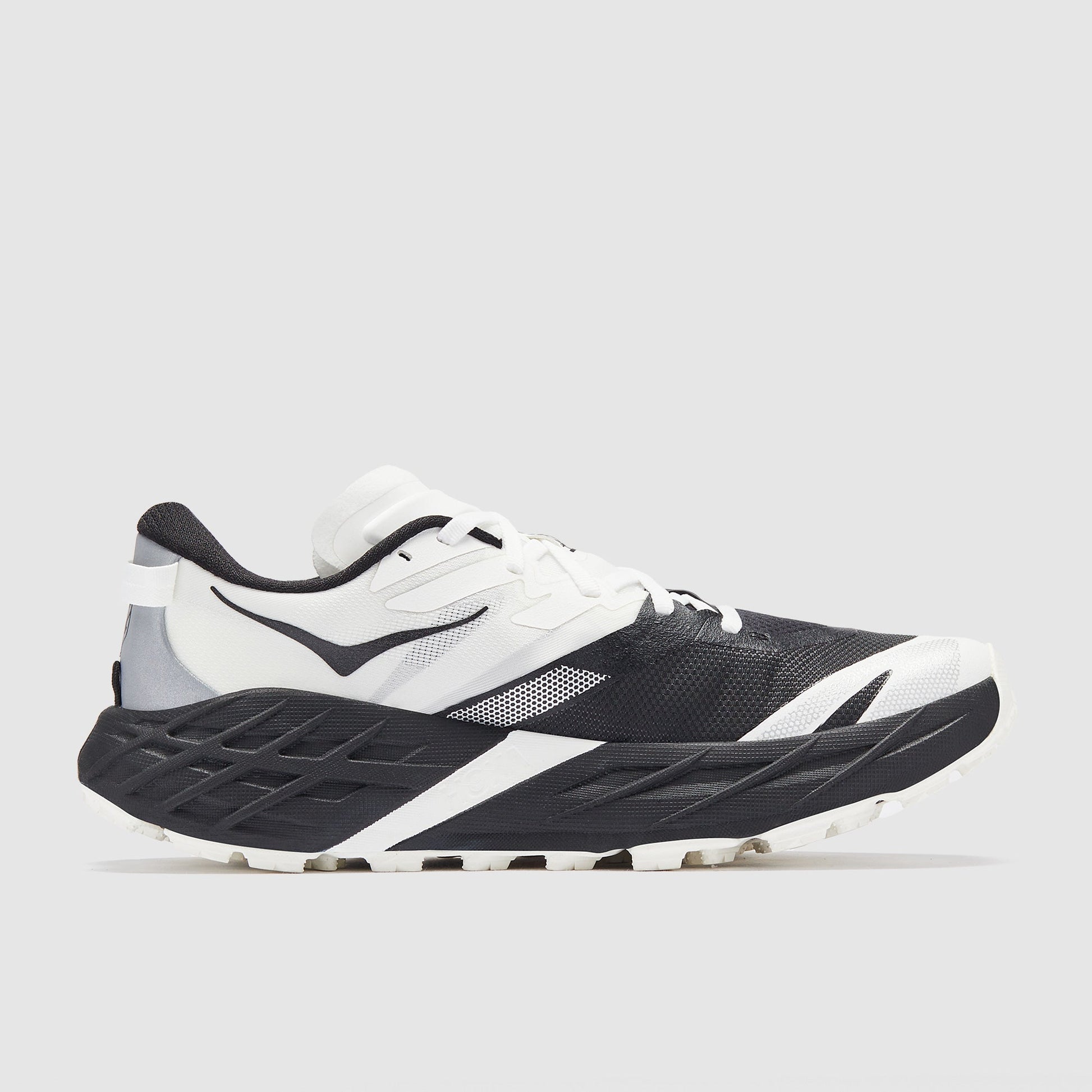 Hoka Speedgoat 7
